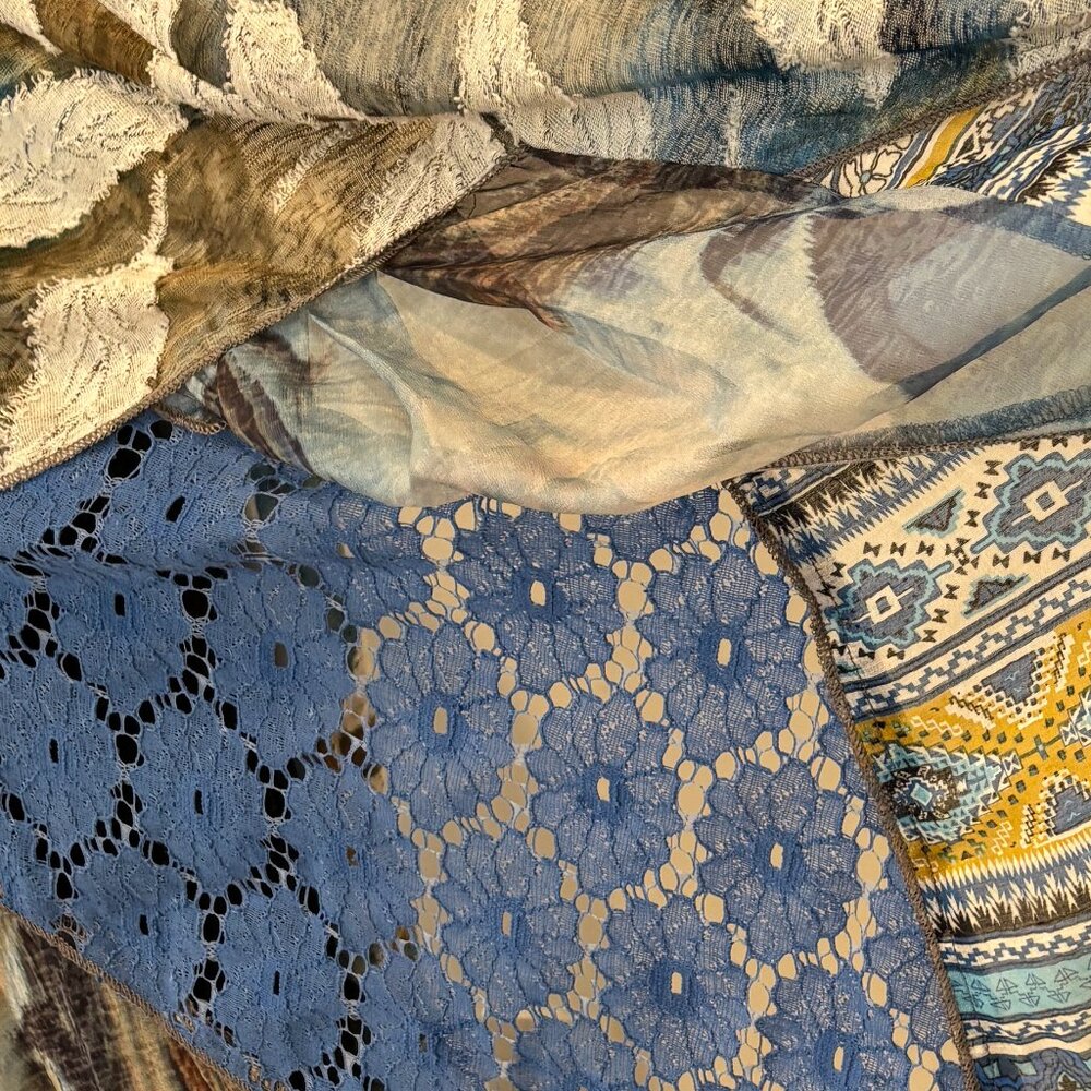 Bohemian patchwork sleeveless vest in blue, white, and gold, one size - Picture 6 of 11